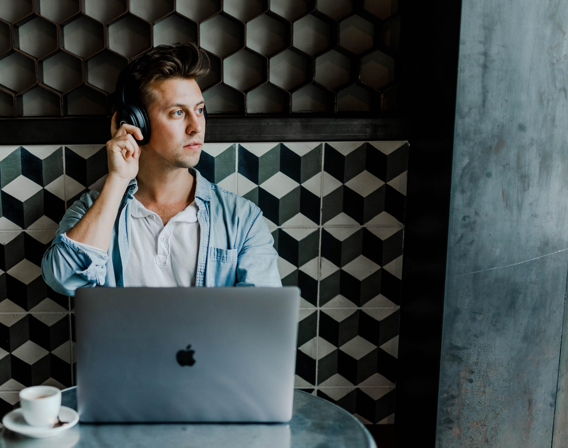 Austin distel va Opp86kf Q unsplash